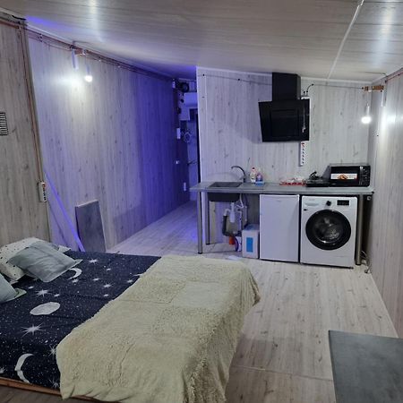 Luxury Apartament In 基希讷乌 外观 照片
